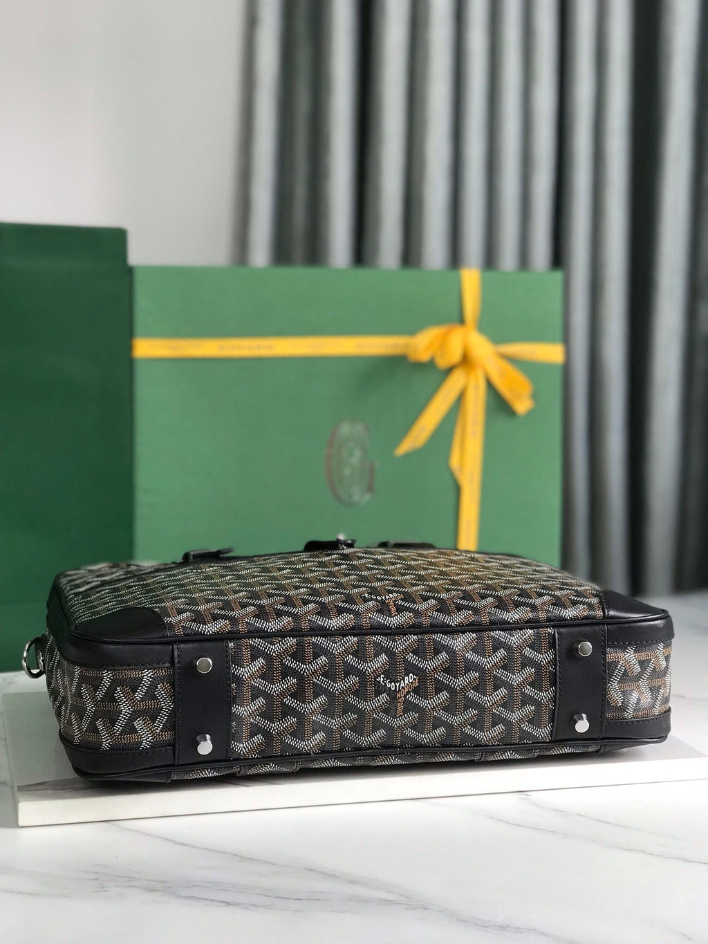 AMBASSADE DOCUMENT CASE 35 IN BLACK GOYARDINE CANVAS