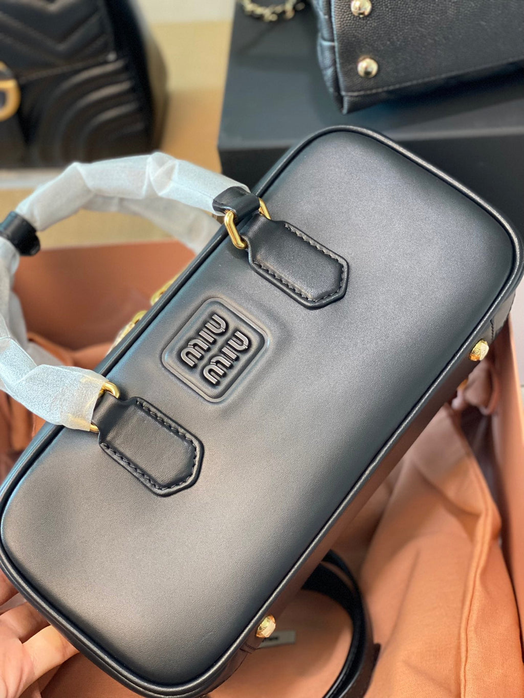 ARCADIE 27 BAG IN BLACK LEATHER
