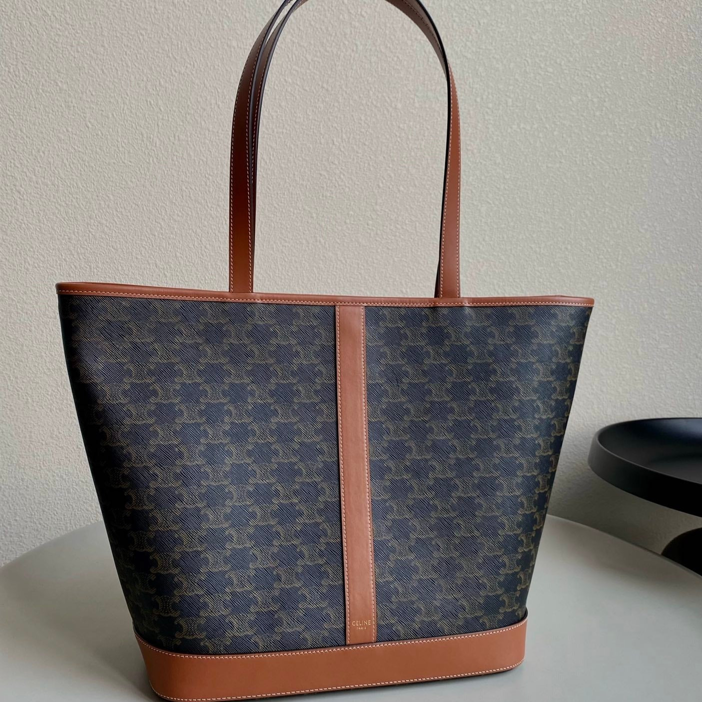 CELINE TRIOMPHE 31 TAN CALFSKIN