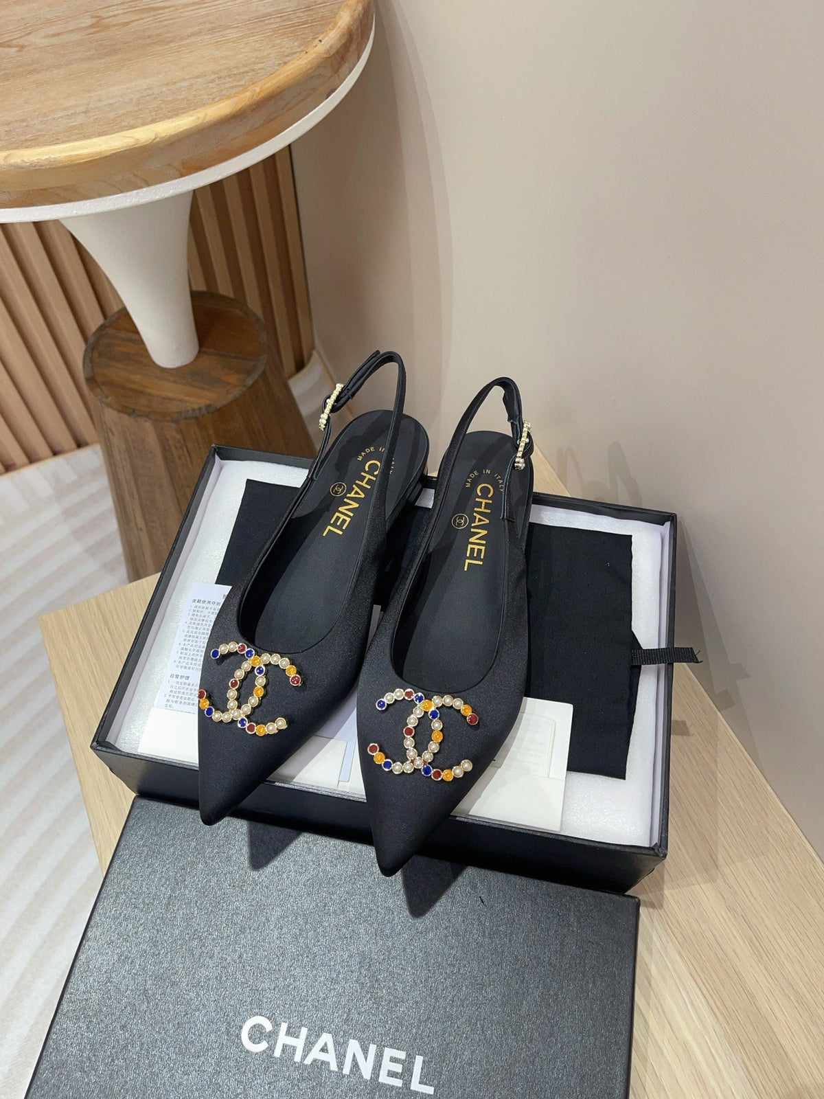 CHANEL SLINGBACKS BLACK SATIN AND LAMBSKIN