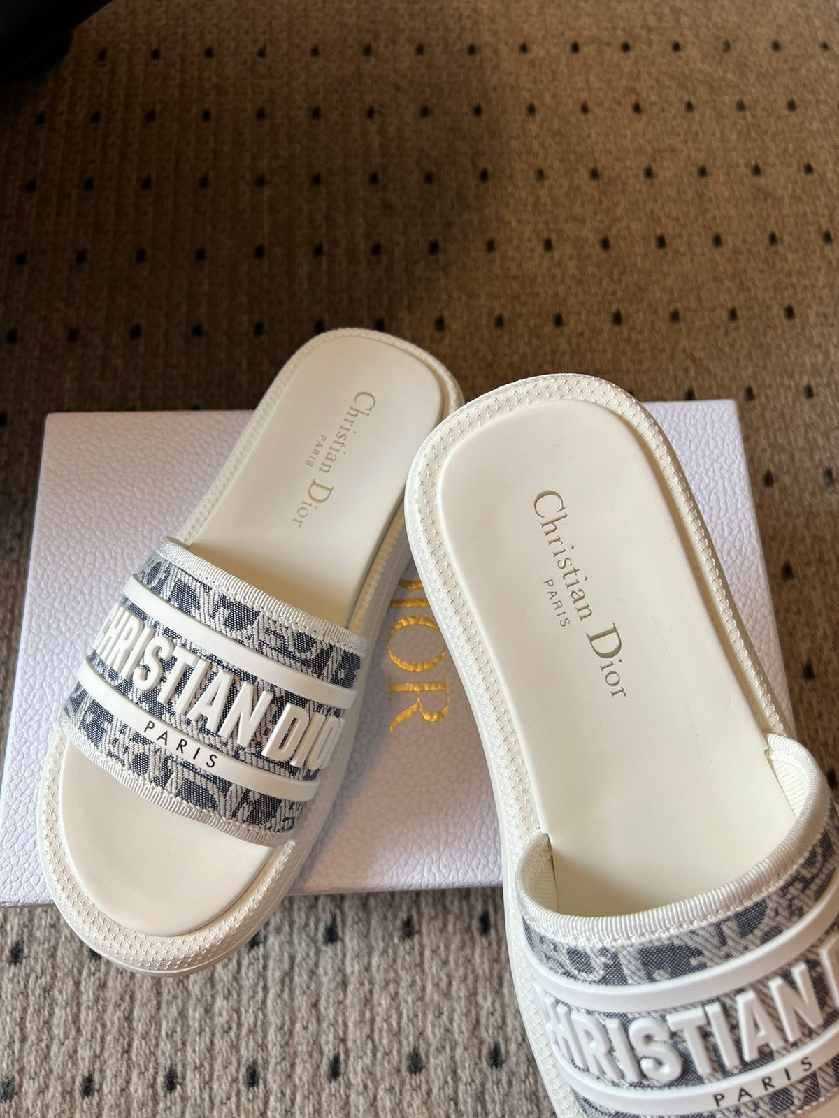 DIOR CD DWAY SLIDES WHITE RUBBER TOILE DE JOUY EMBROIDERY