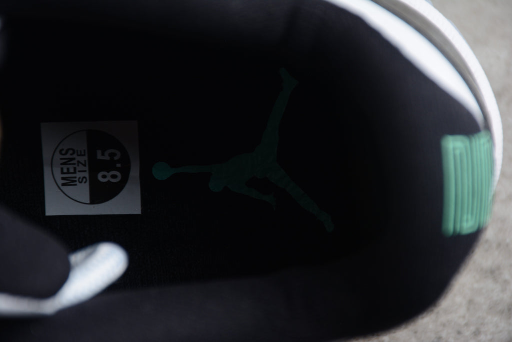 AJ 11 Low "Easter"