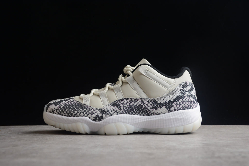 AJ 11 Low "Snake"