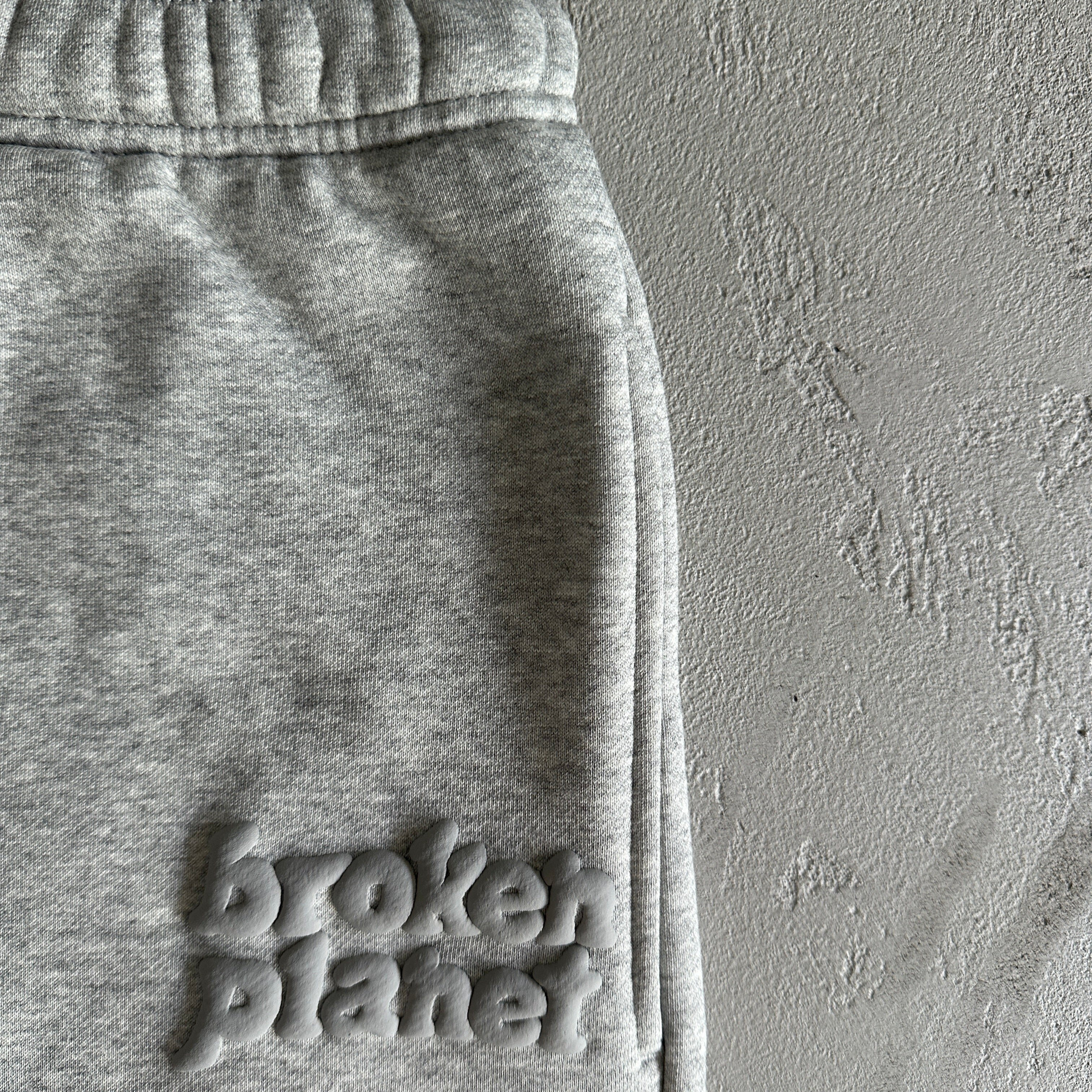 Broken P Cotton Short