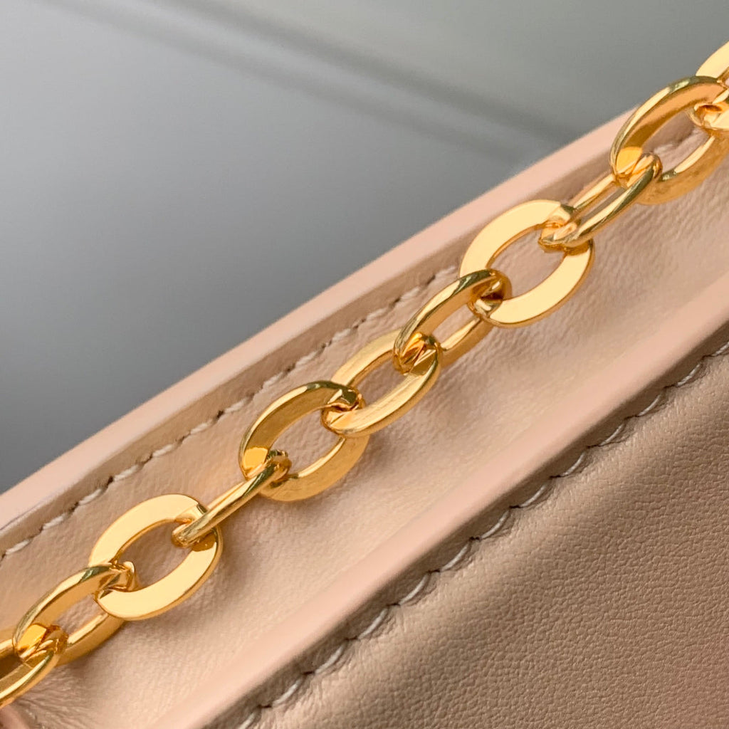 LOUIS VUITTON WALLET ON CHAIN BLOOM 20 IN BEIGE CALFSKIN
