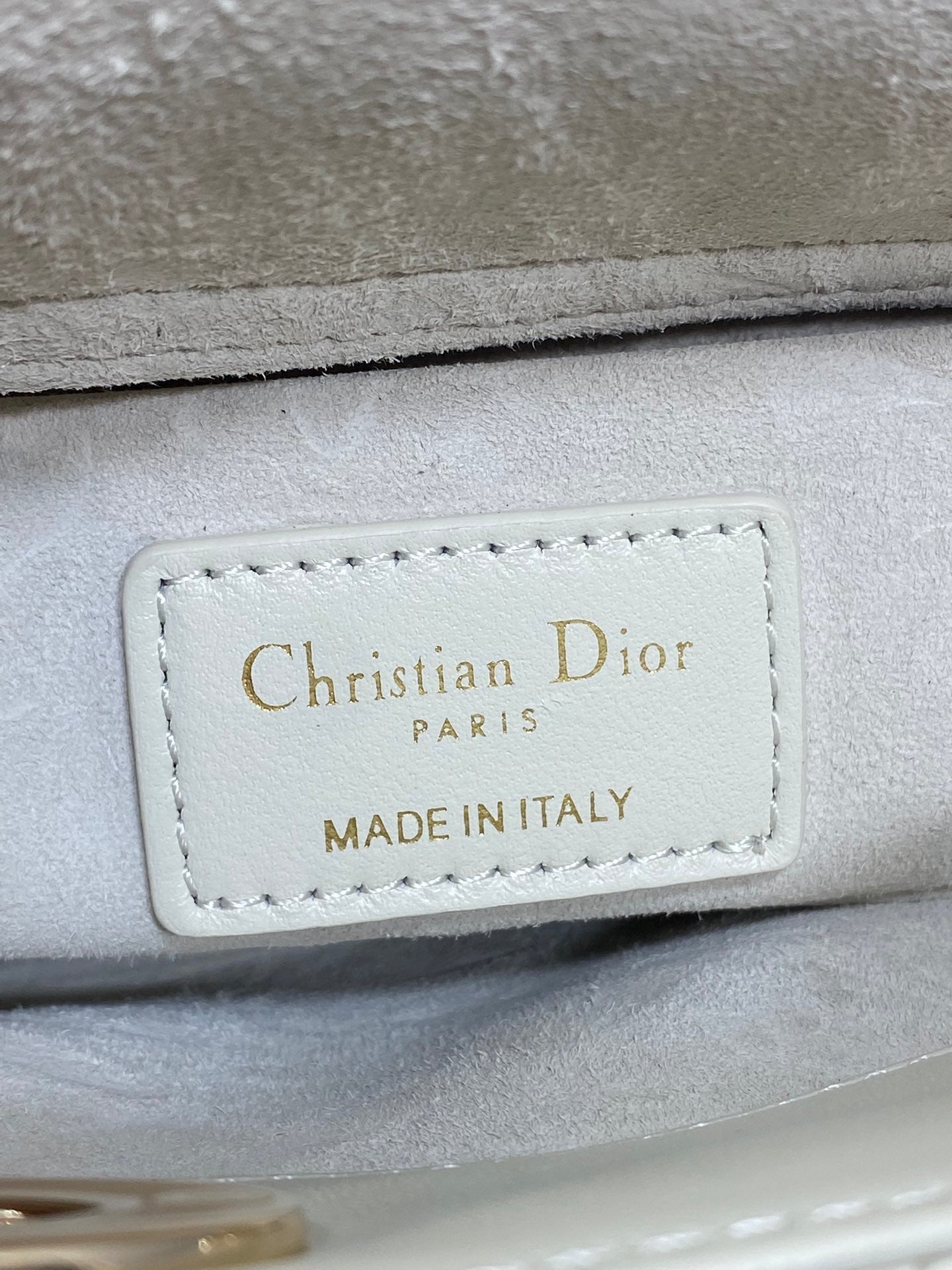 DIOR 25S MICRO LADY D-JOY 19 IN IVORY CALFSKIN GOLD HARDWARE