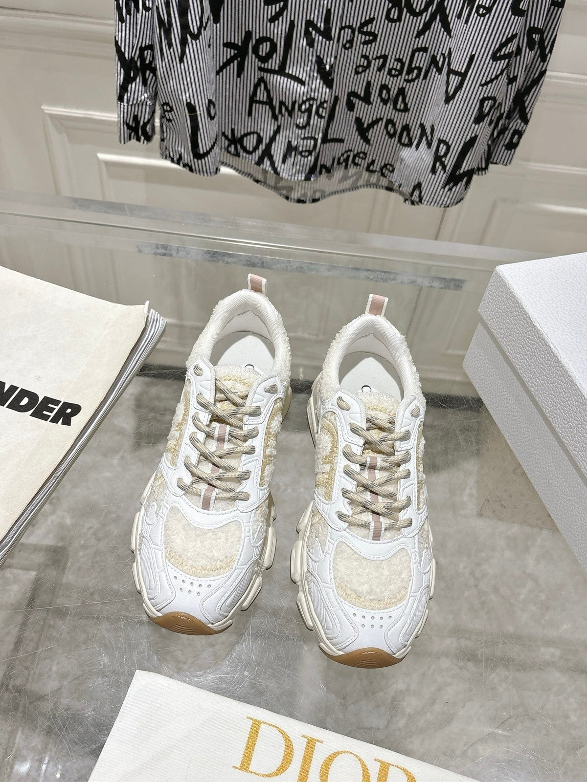 DIOR 25S MILE SERIES SNEAKERS 45MM IN WHITE CALFSKIN AND SHEARLING