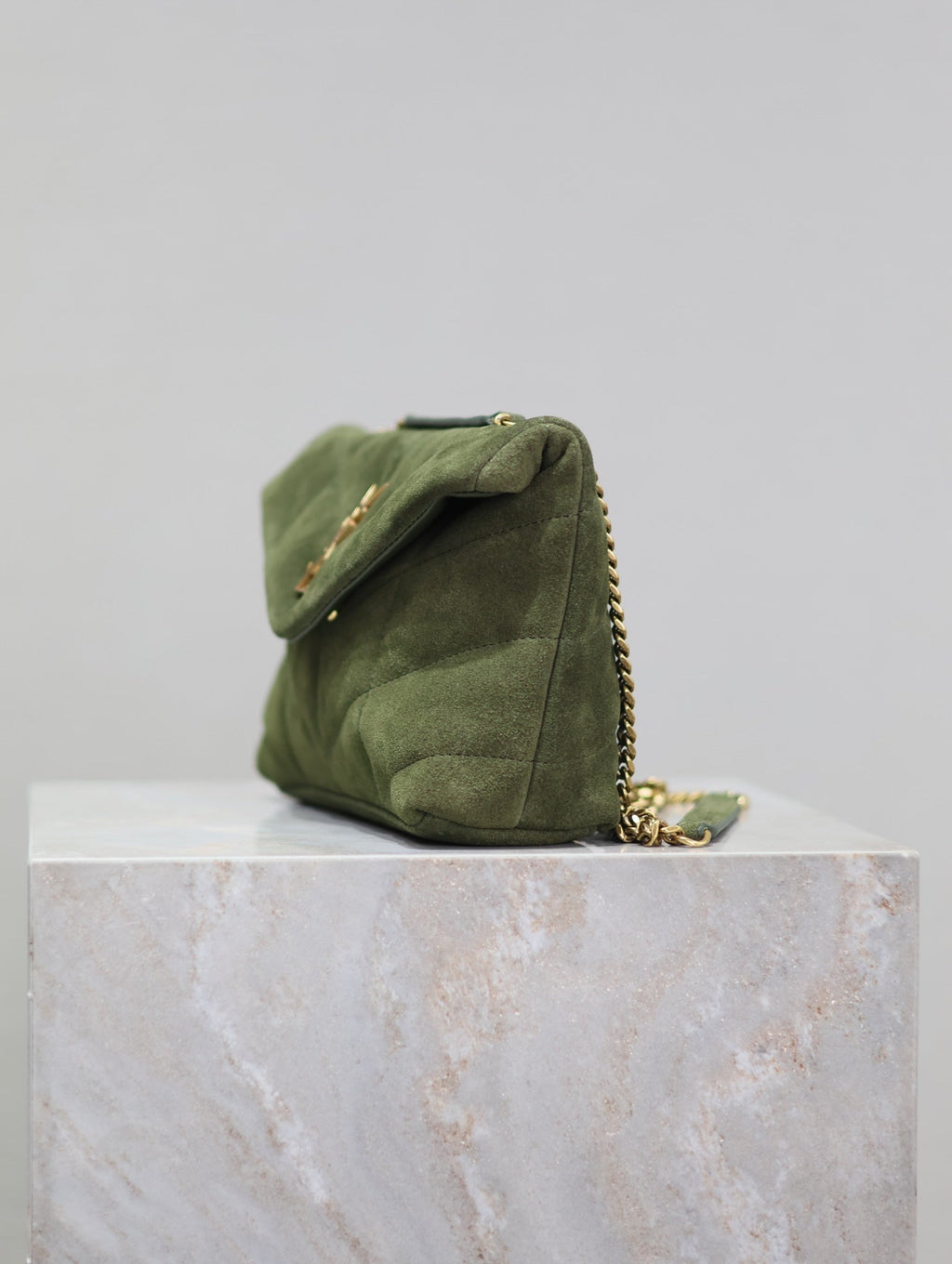 YSL 25S LOULOU PUFFER MINI 23 IN GREEN SUEDE GOLD HARDWARE