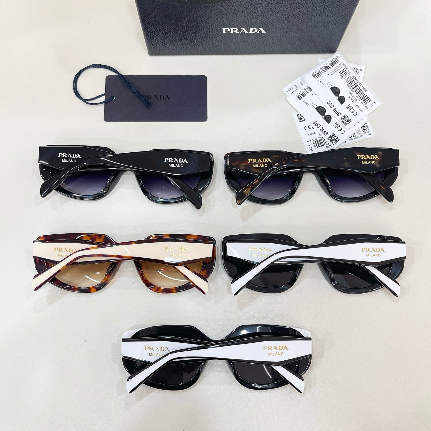 PRADA Sunglasses-SPR D02